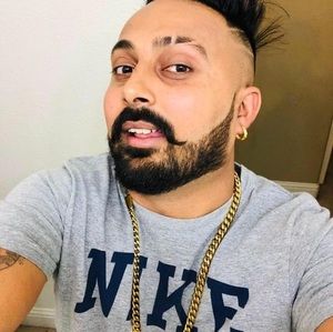 Meet your Posher, Navjot